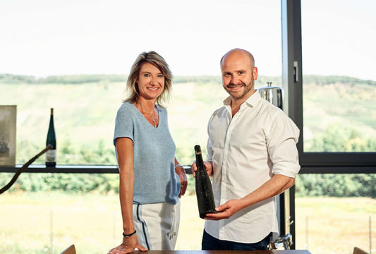 Iris Ellmann, Managing Director The WineBarn and Estate Manager Maximilian F.W. Ferger, Gutsverwalter Weingut Witwe Dr. H. Thanisch Erben Müller-Burggraef